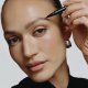 MULTI-USE BROW & EYE PEN LIGHT BROWN 01